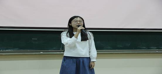 我院圆满举办2016年英语演讲比赛